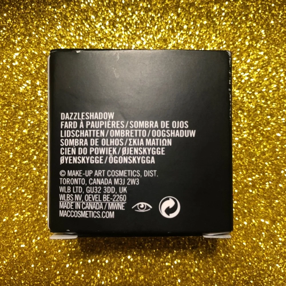 BNIB! MAC Dazzleshadow in I Like 2 Watch